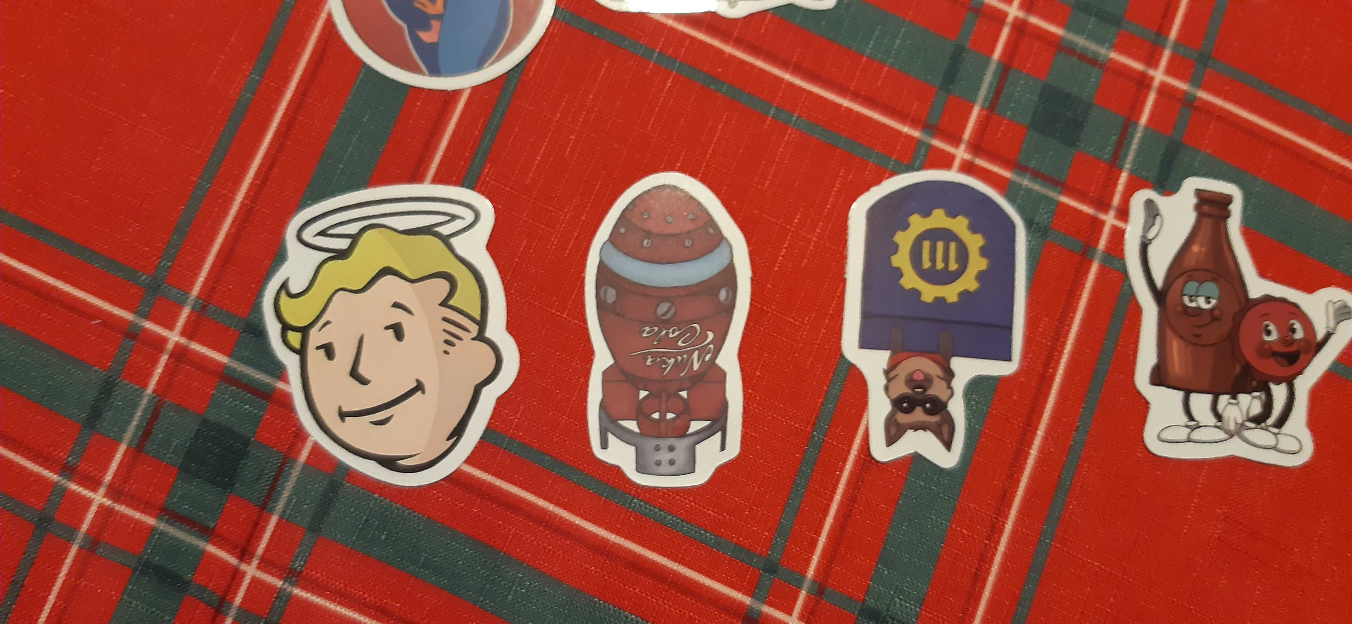zestaw 10 szt. naklejek z gry fallout retro pc, wyprzedaż  kolekcji