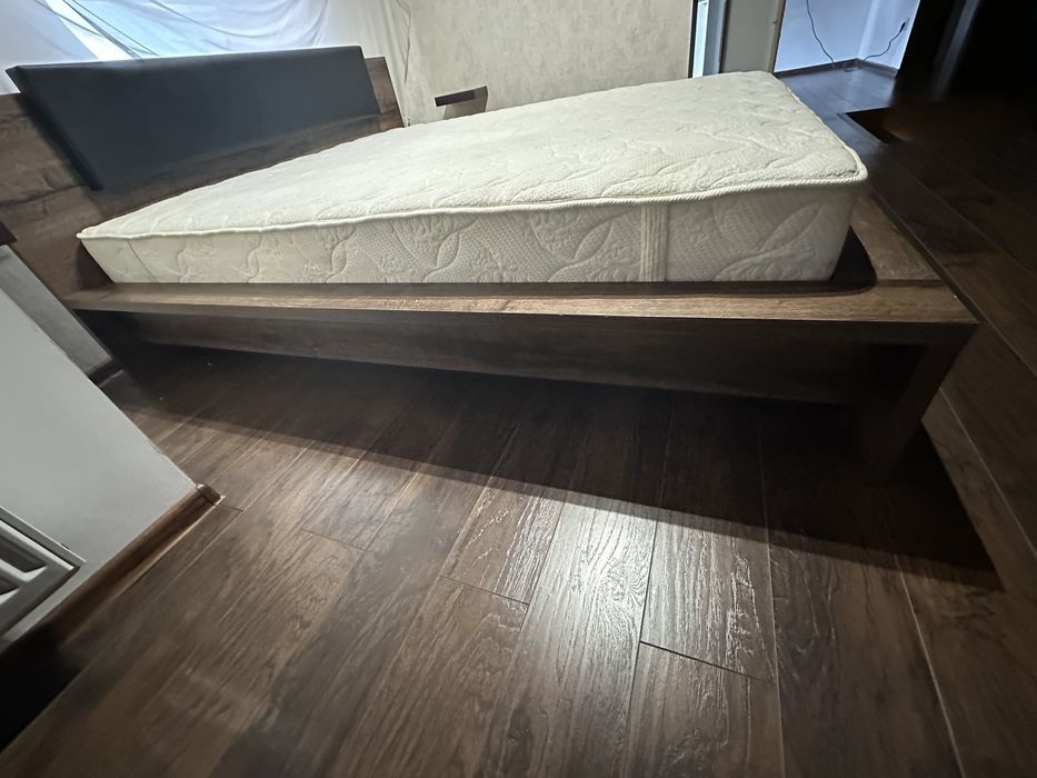 Лiжко двоспальне б/в