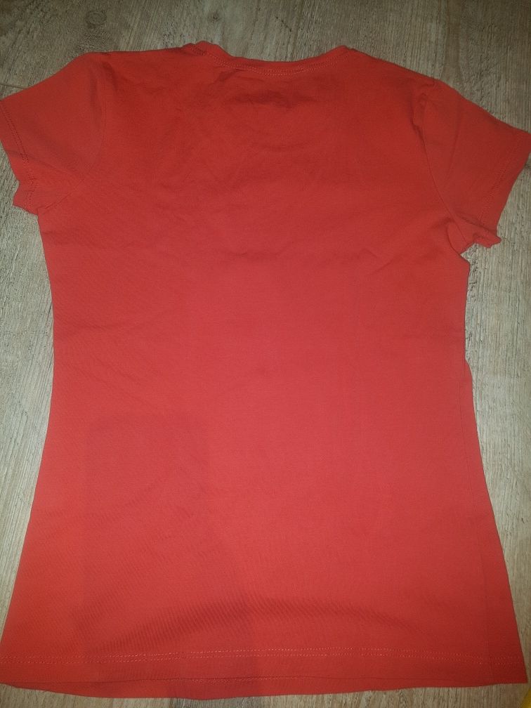 Czerwona bluzka T-shirt z kotkiem 146-152