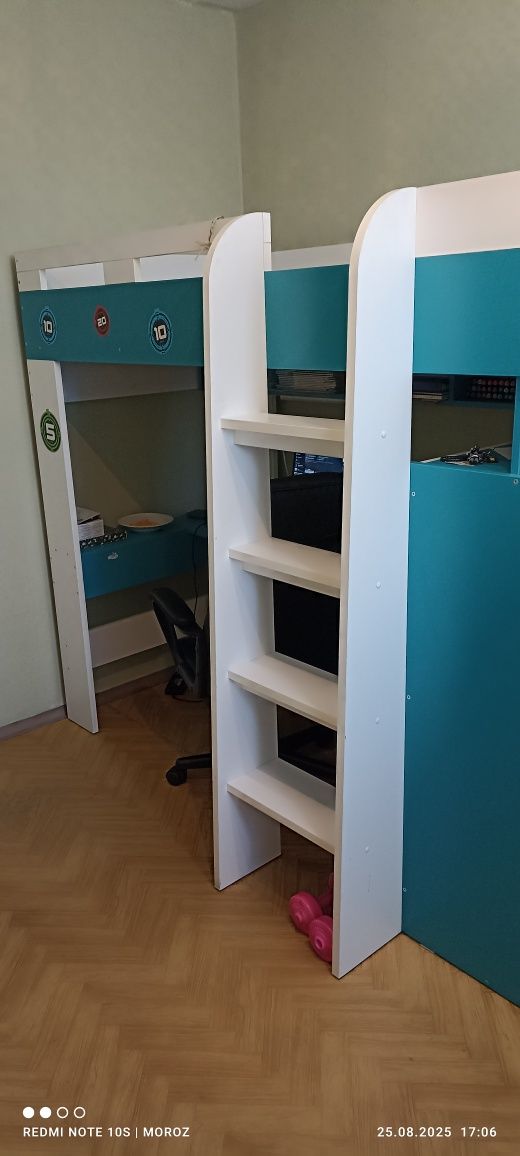 IKEA łóżko piętrowe z biurkiem