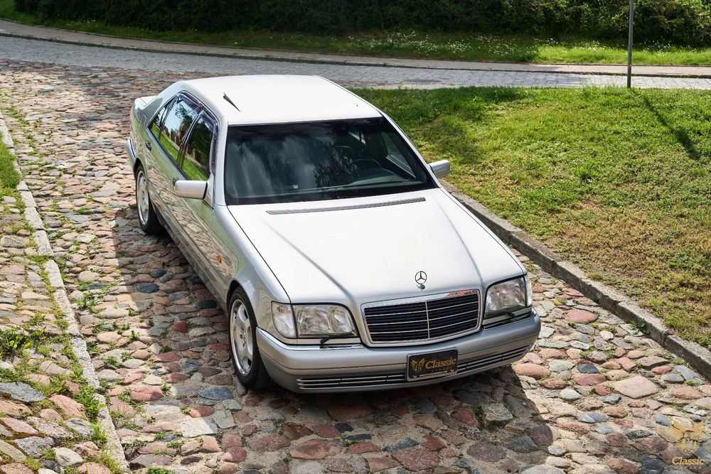 Mercedes-Benz Klasa S 500 Long Japonia