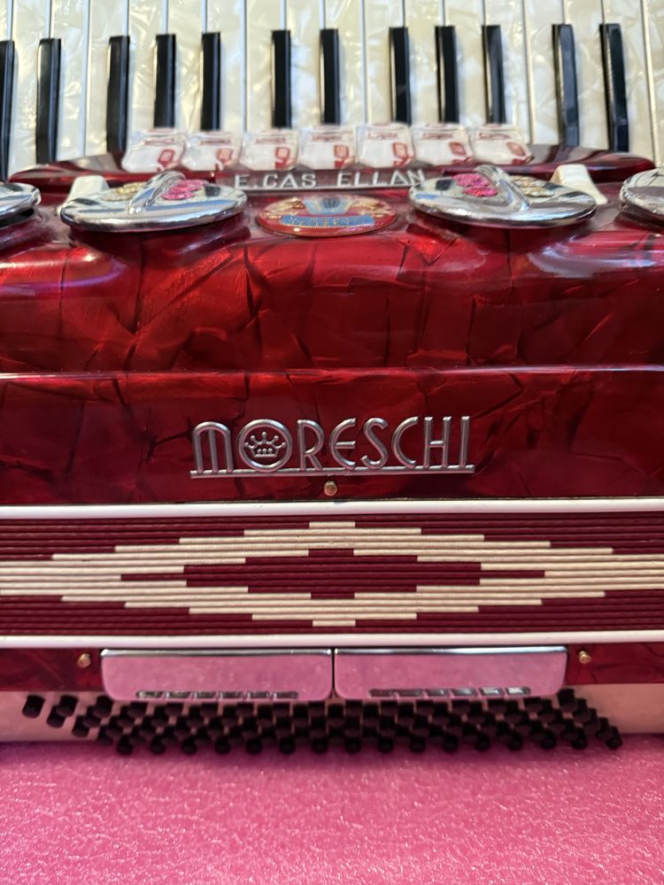 Akordeon Moreschi 80 bas