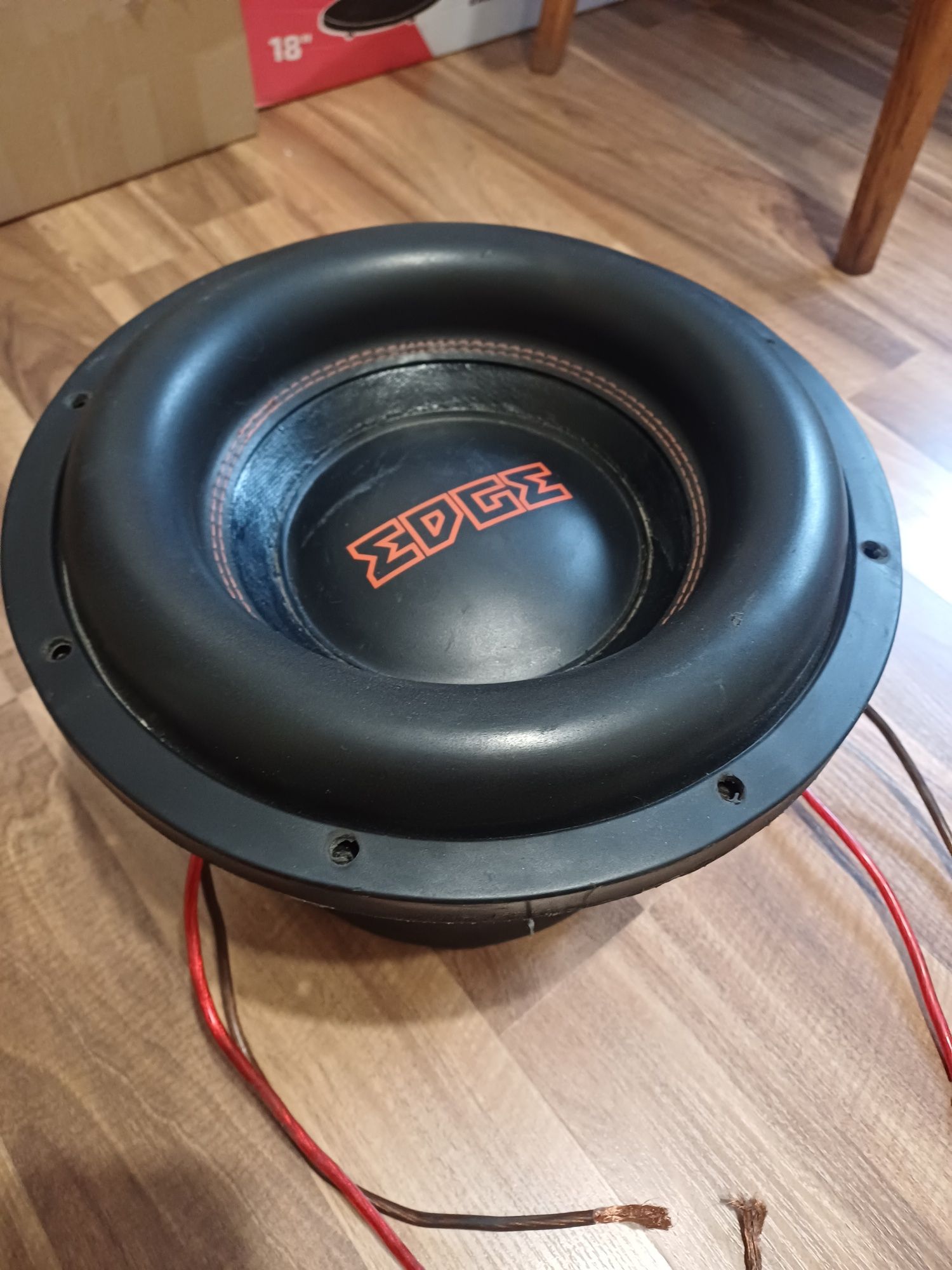 Продам Сабвуфер EDGE EDP122-E6