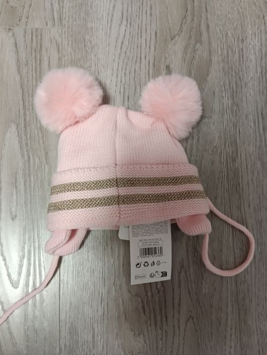 Продам зимову шапочку