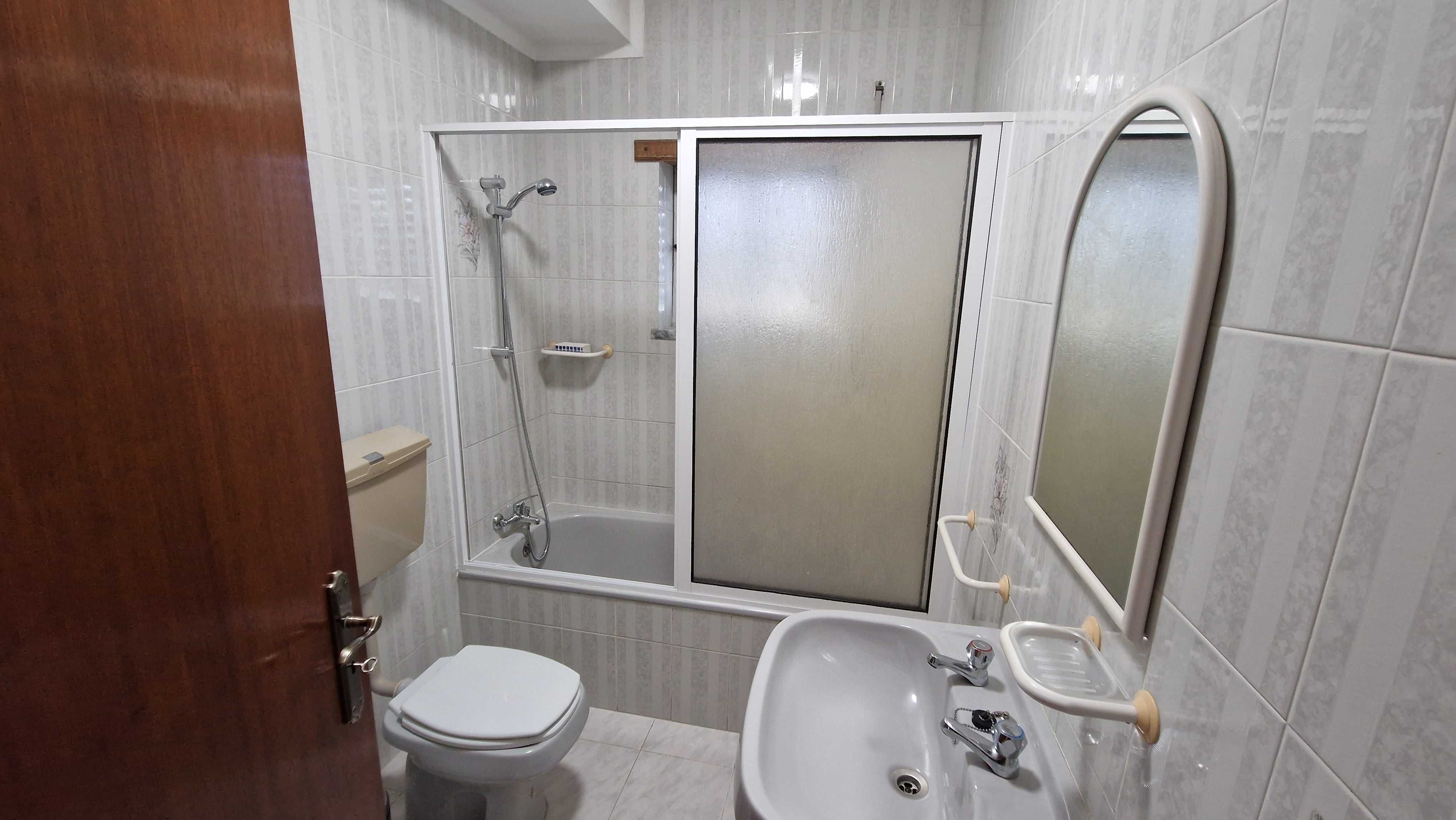 Arrenda-se Apartamento T3 | Mira de Aire | Completamente Equipado