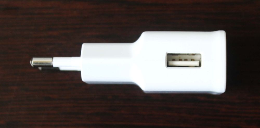 Carregador original USB Samsung de 5.0V 1.55A EPTA50EWE