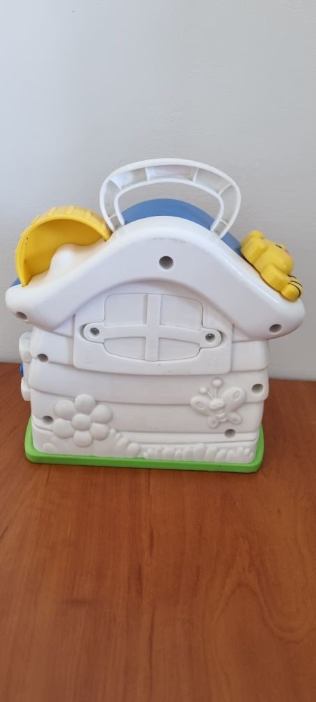 Zabawka interaktywna buda dla pieska Fisher Price sprawna działająca