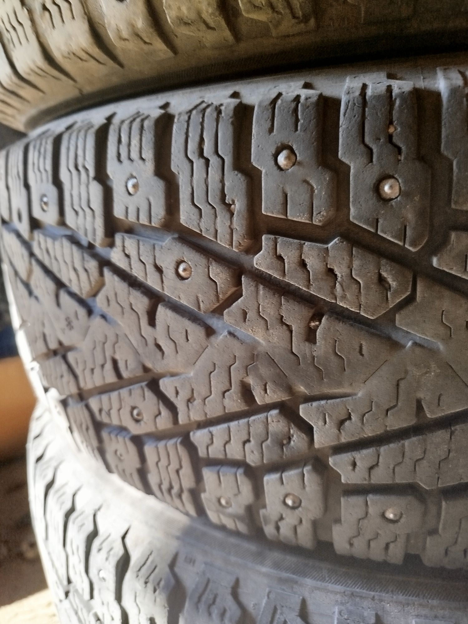 Шини Nokian 205/65 R16С