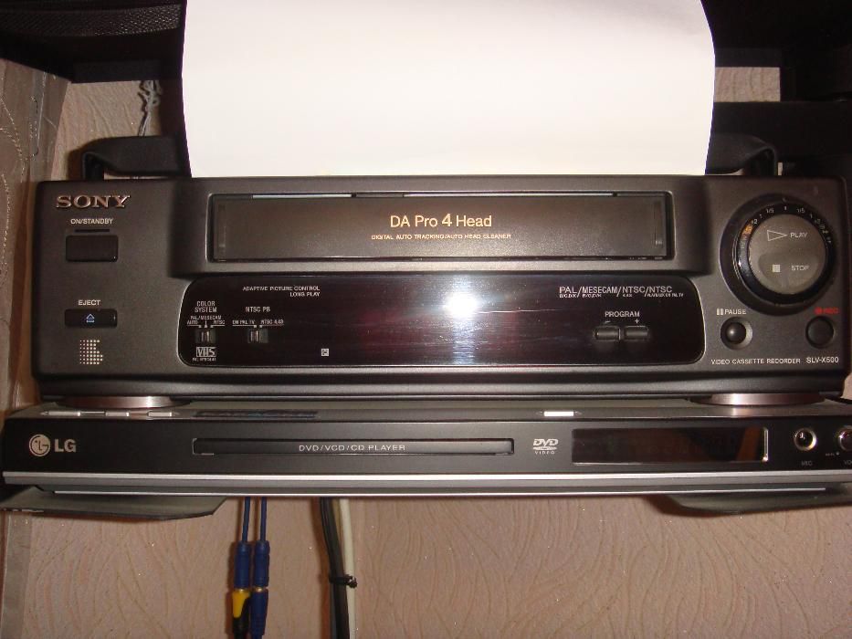 Продам видеомагнитофон SONY SLV-X500SG