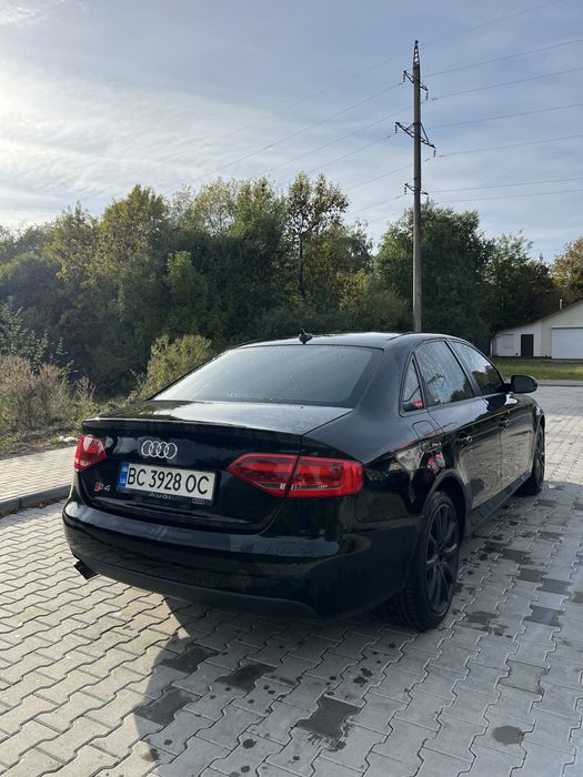 Audi A4 B8 2010 2.0 TFSI