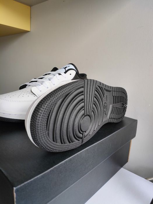 Buty Nike air jordan 1 low white black panda 39