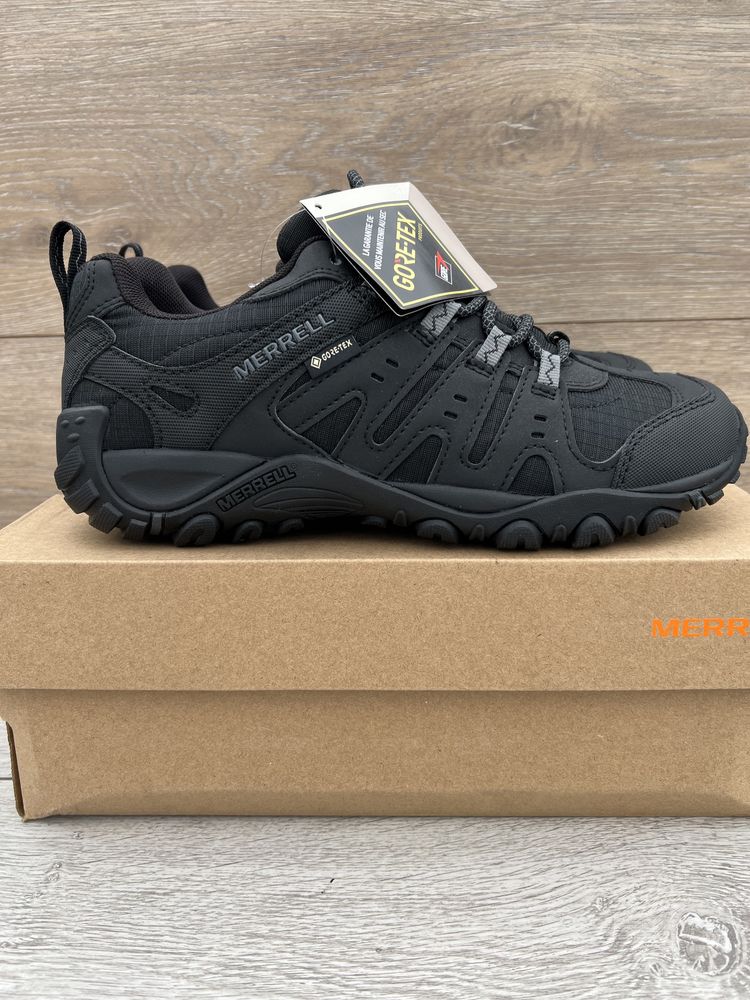 Кросовки MERRELL gore-tex від 40(25.5),41(26)