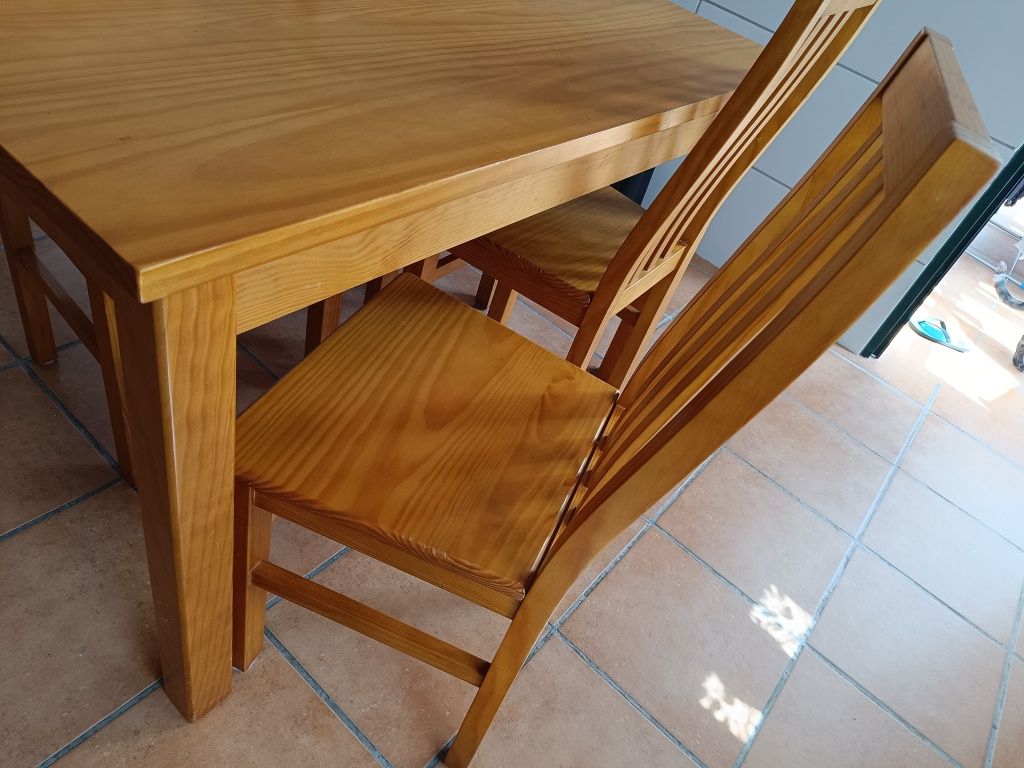 Mesa cozinha+ 6 cadeiras