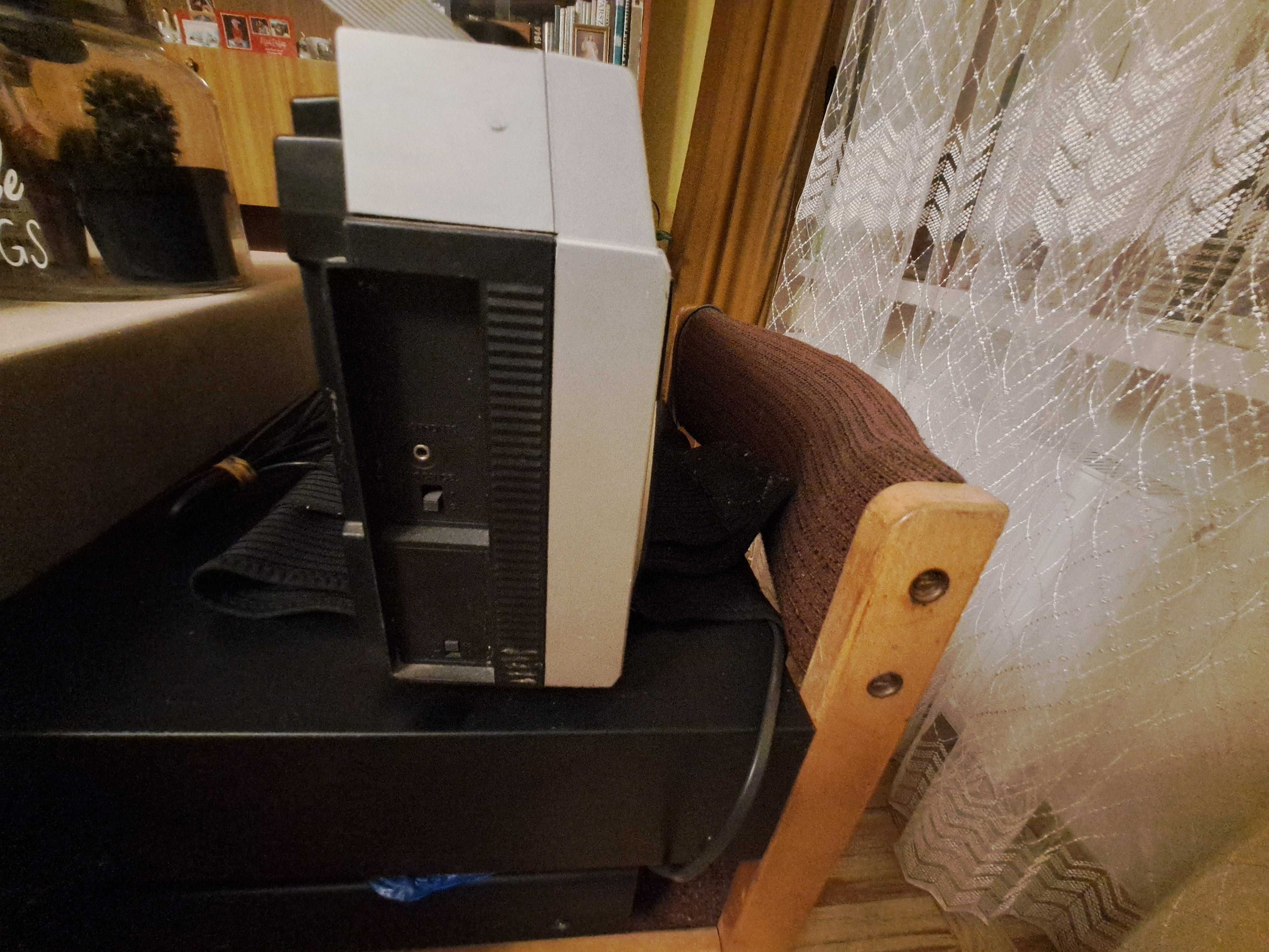 Radiomagnetofon kasetowy stereo
