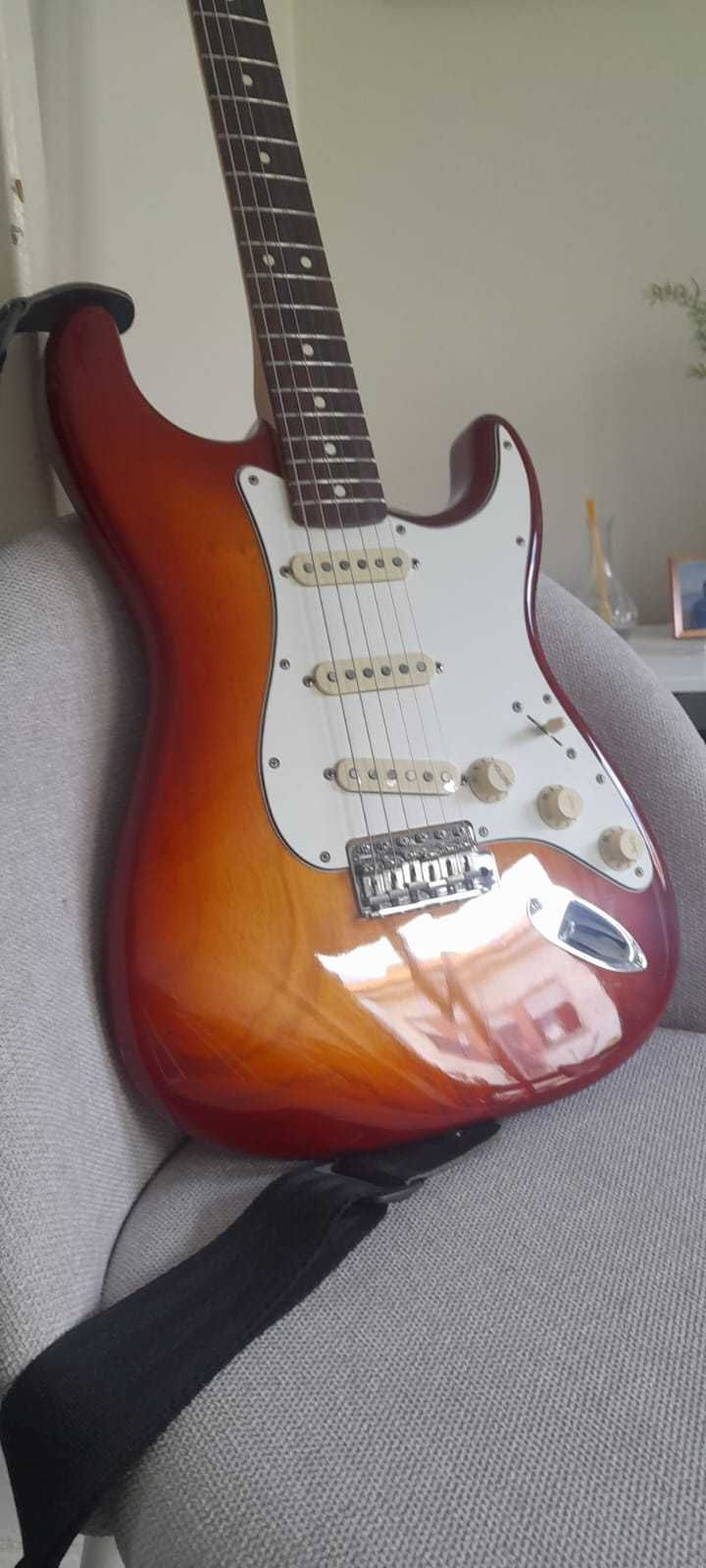 Fender Stratocaster Vintera 70