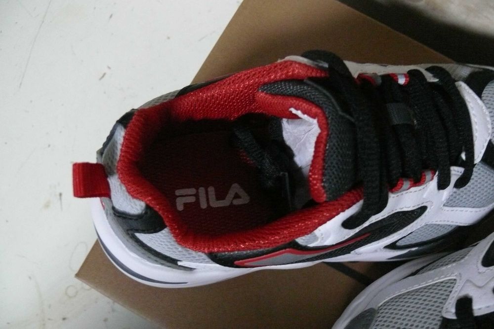 Fila Kids CR-CW02 Ray Tracer