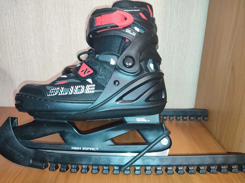 Продам нові ковзани для хлопчика 31-36 р
