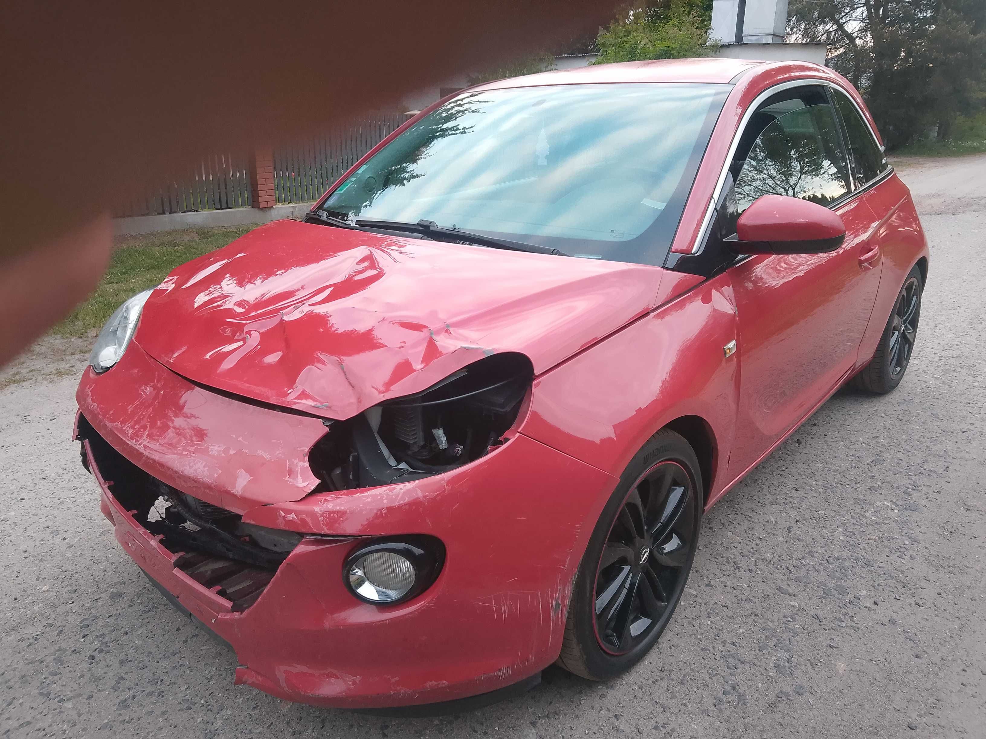 Opel Adam Klimatronic tablet bogata wersja 1.4 bez turbo 90koni