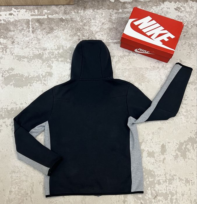 найк теч оригинал