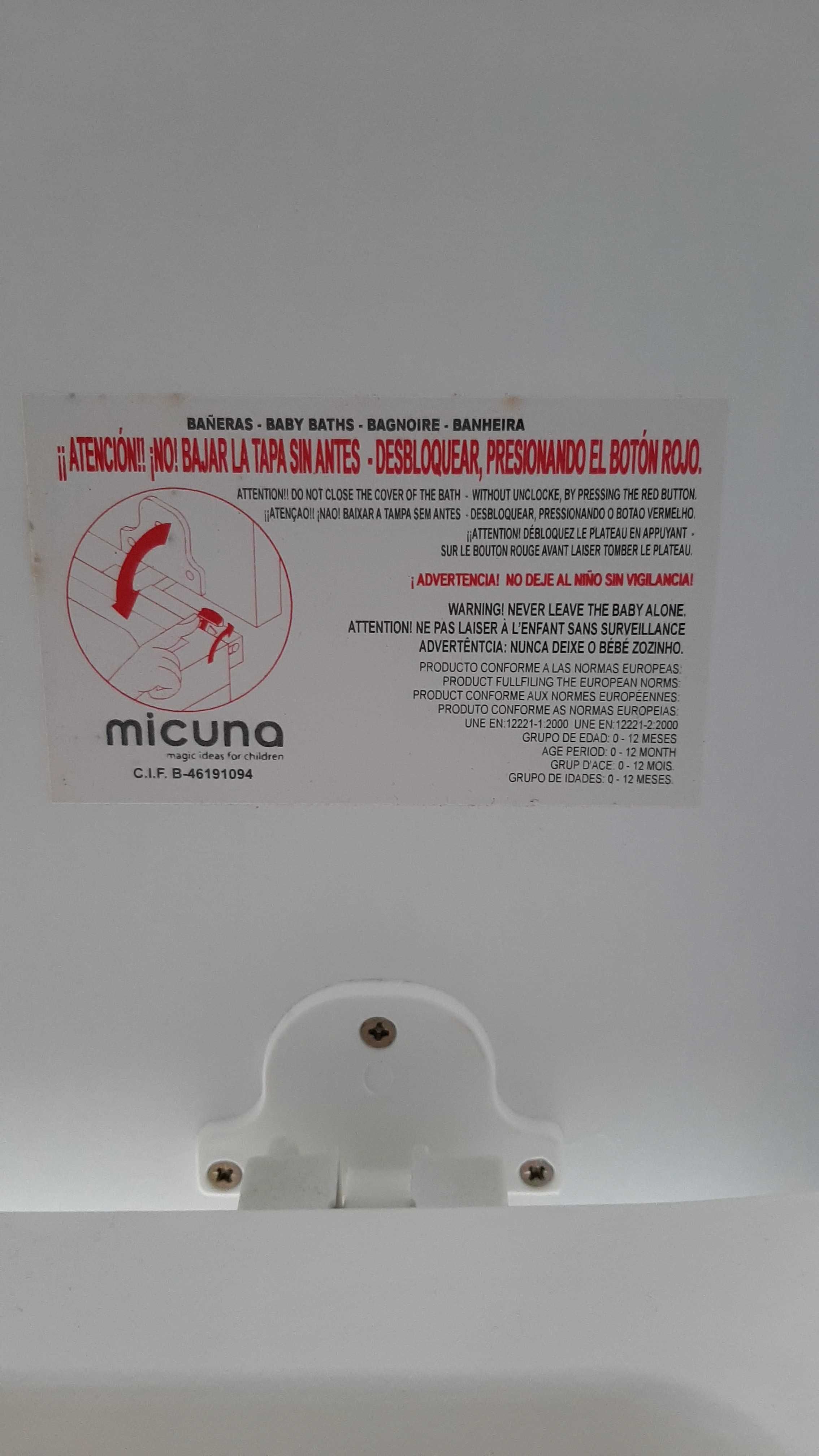 Micuna Cómoda com banheira