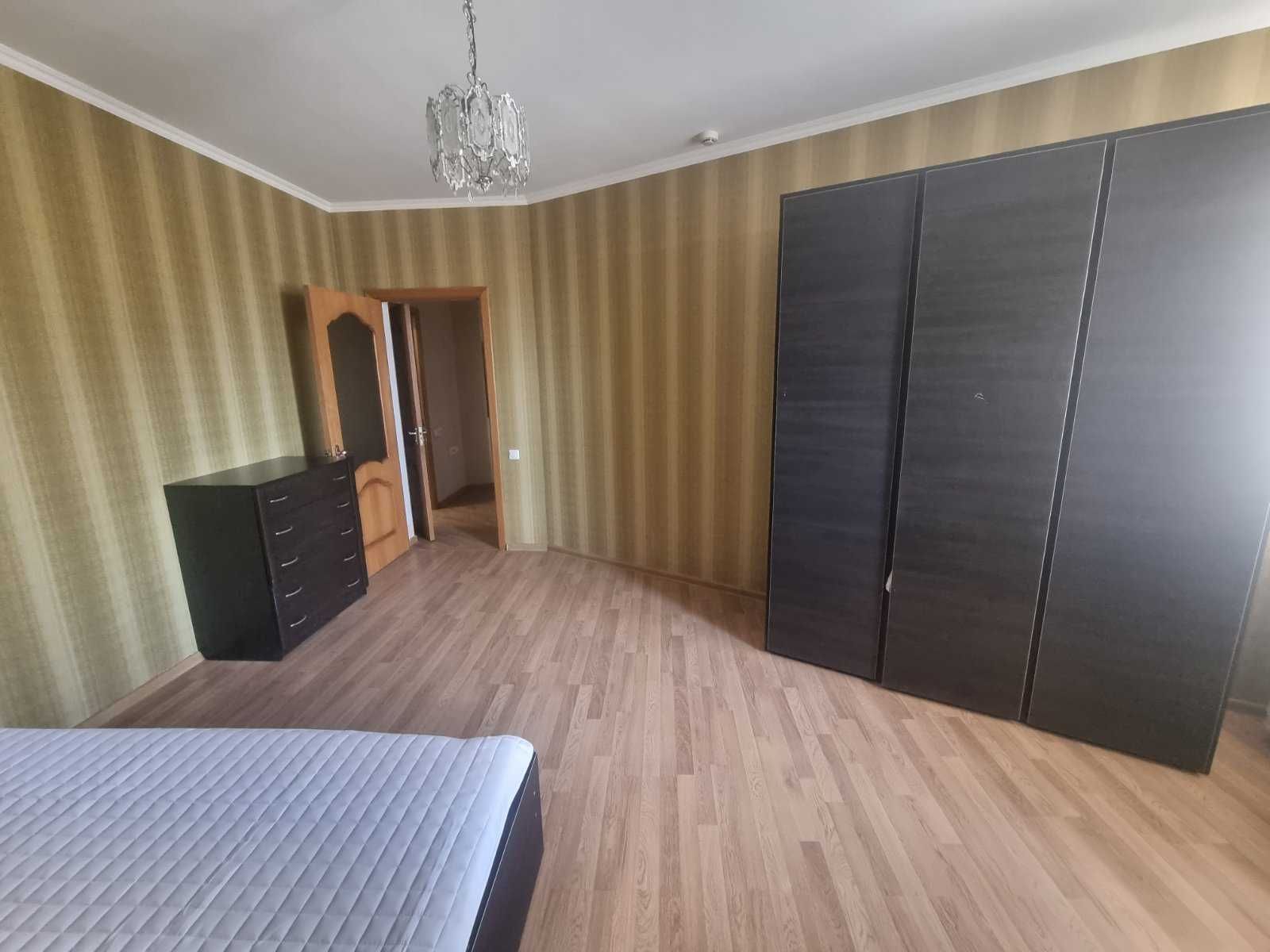 без комісії здам 2 кім квартиру вул. Срібнокільська 1