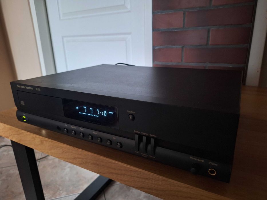 odtwarzacz cd Harman Kardon HD 720