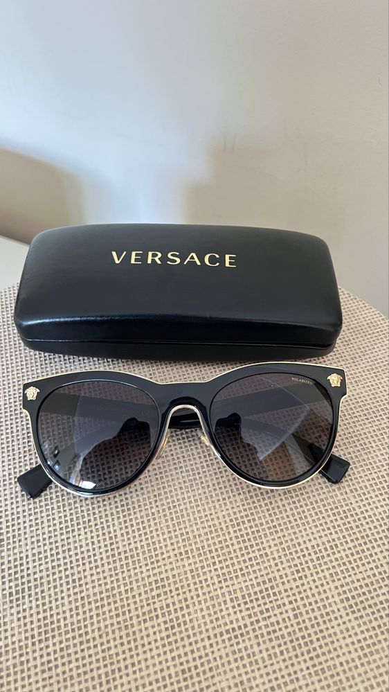 Oculos de sol versace como novos