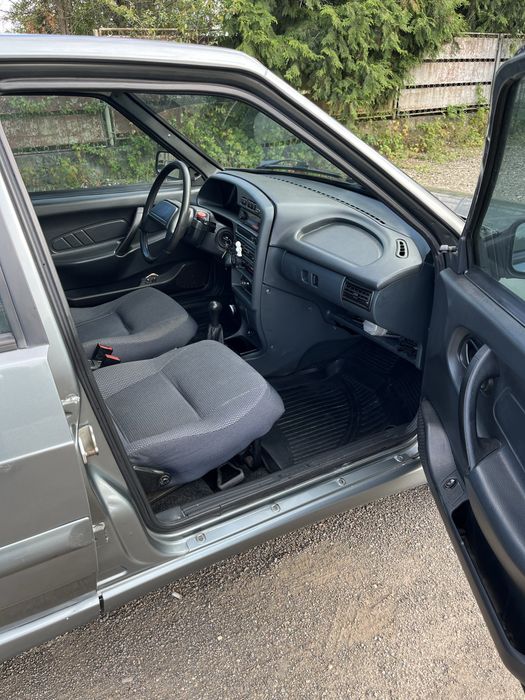 Ваз Лада 2114 гарний стан 2012 рік бенз/газ