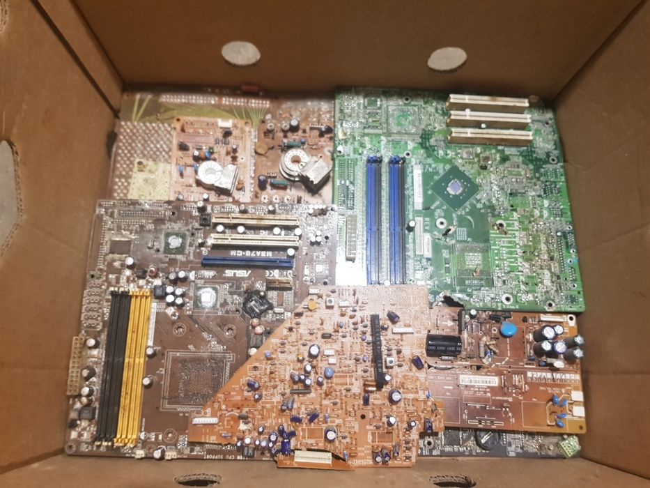 Плати Радіодеталі Електроника