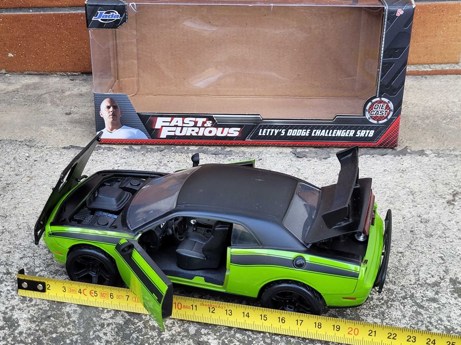Kolekcja Dodge Challenger SRT Szybcy wściekli Jada 1:24 Fast & Furious