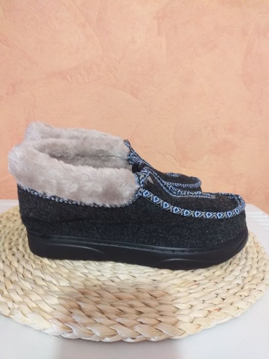 Бурки, бабуші, тапці. Розмір 37, 38, 39, 40, 41, 42.