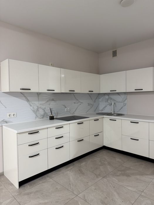 Оренда кушетки кушетка оренда місця аренда кушетки Славутич Осокорки