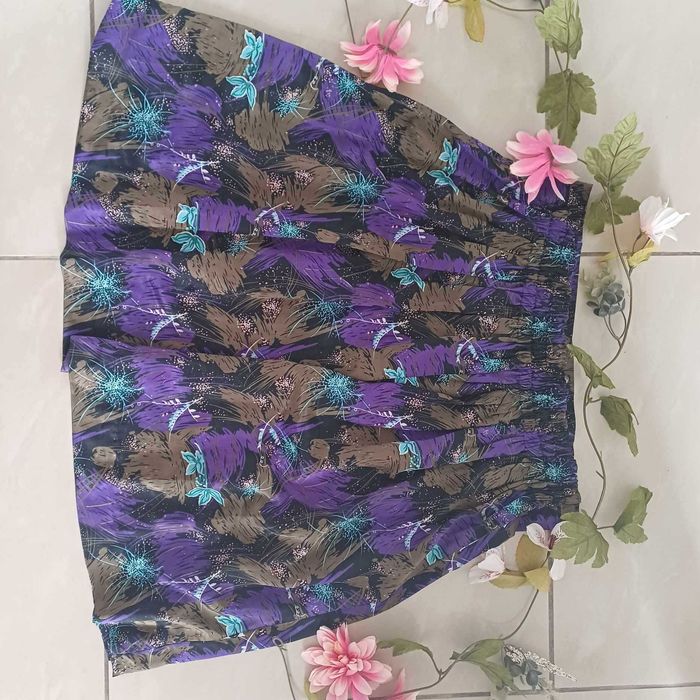 spódnica kolorowa wzorzysta za kolano w gumkę 46 XXXL