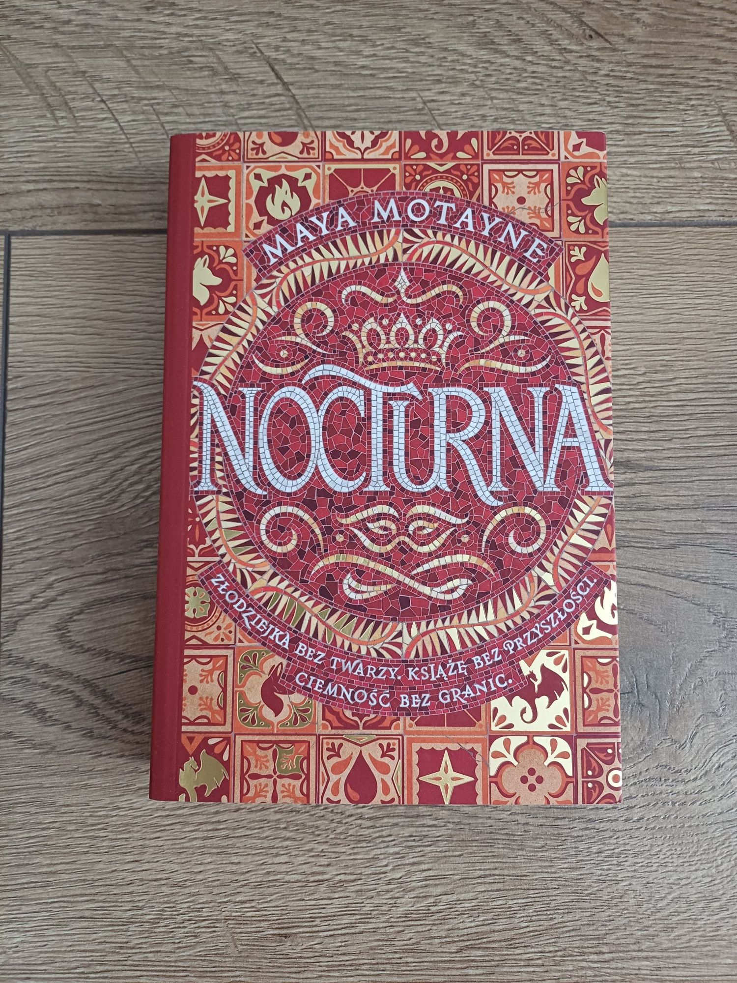 Sprzedam książkę "Nocturna"
