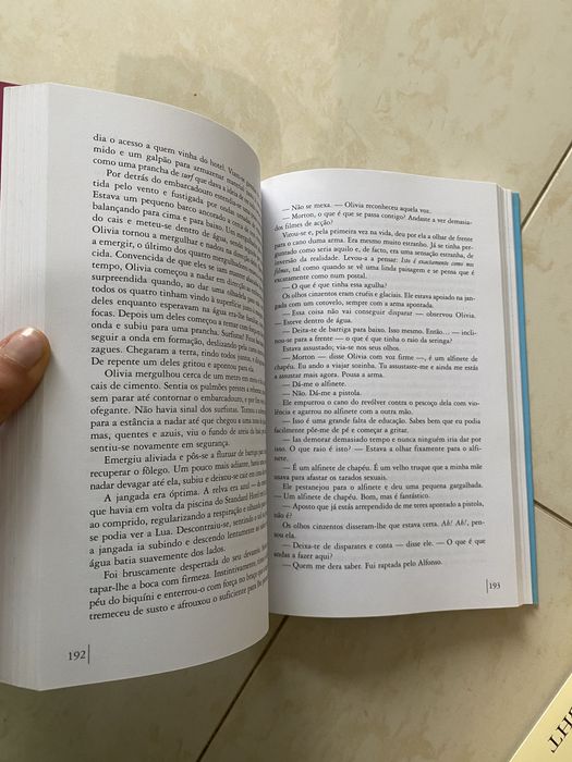 Livro “A imaginação hiperativa de Olivia Joules” de Helen Fielding