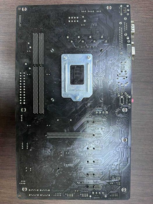 Материнська плата ASRock H81 Pro BTC 2.0