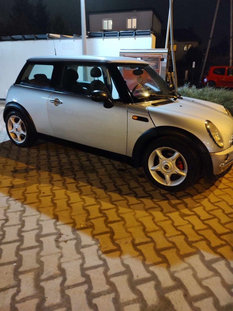 Mini Cooper 2003, 1.6 benzyna