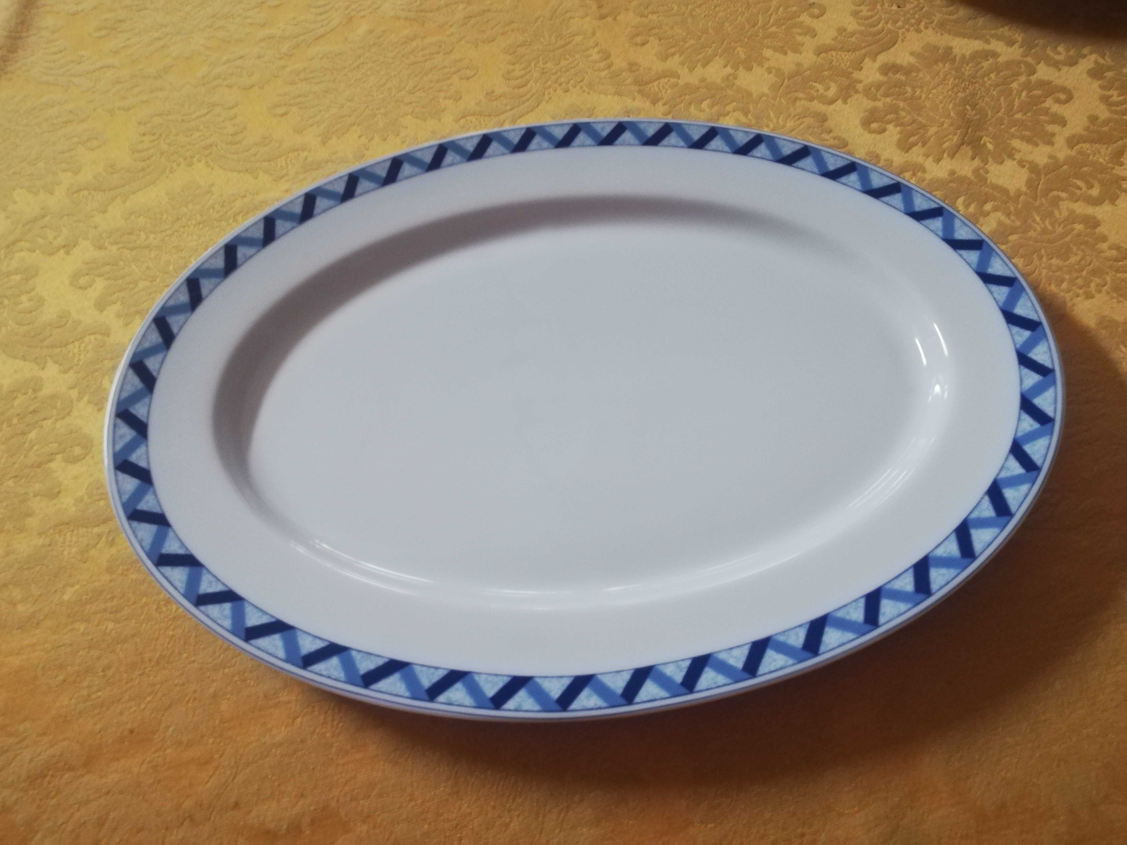 Serviço de jantar, fabrico Porcelanas SPAL