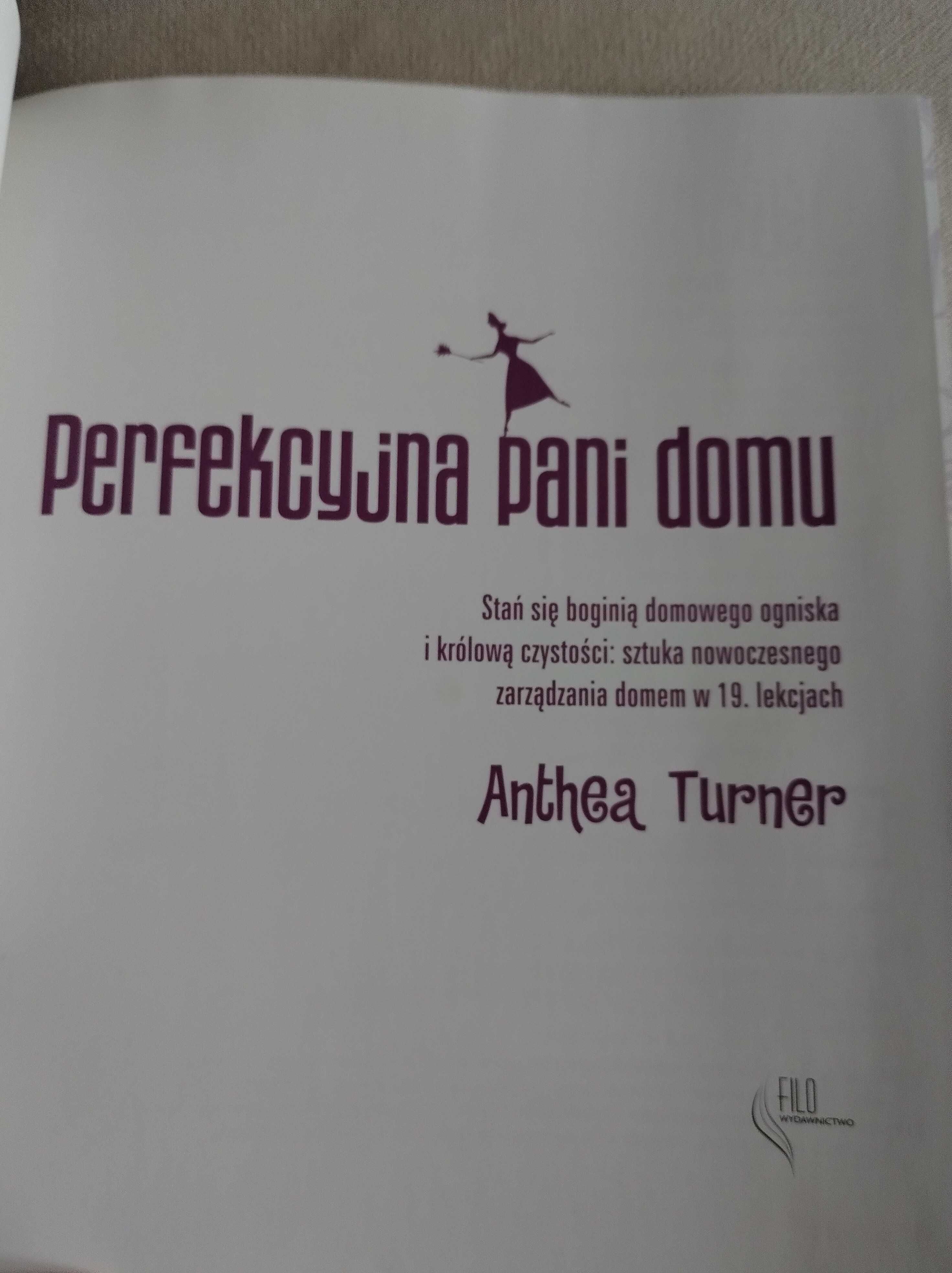 Książka "Perfekcyjna pani domu" Anthea Turner TVN Style