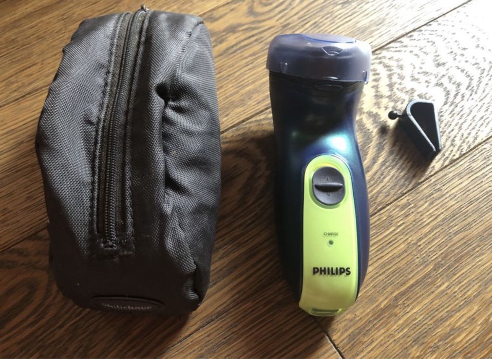 Електро бритва чоловіча