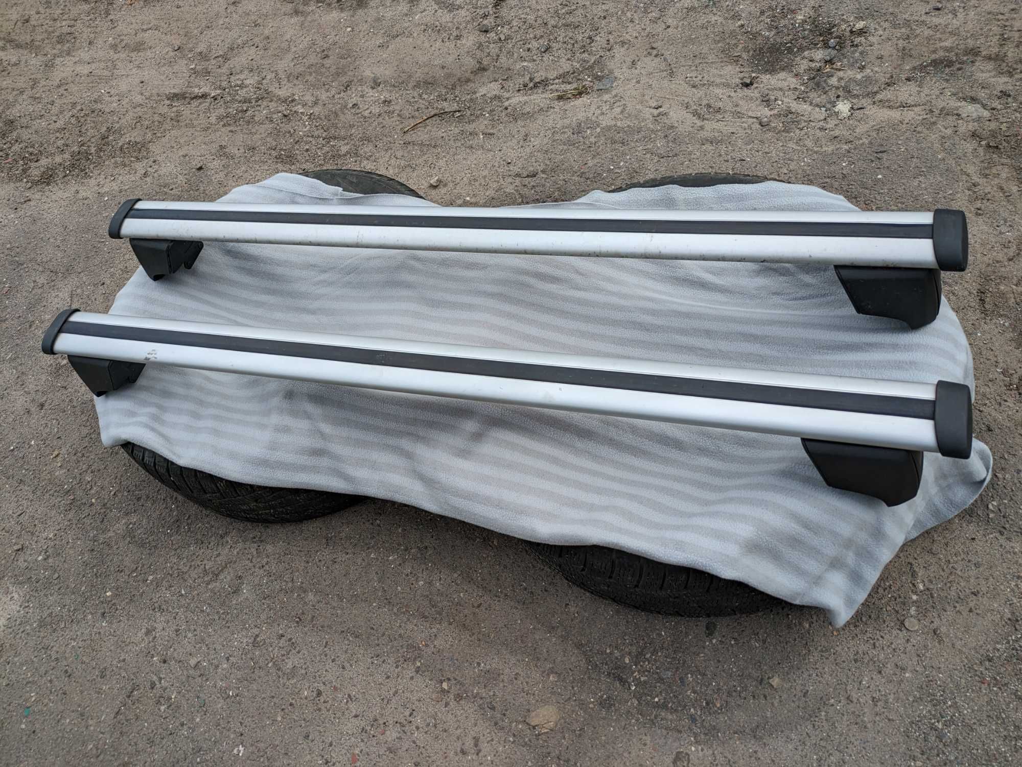 Комплект рейлінгів даху Volkswagen AUDI Q5 8R0071151F багажник на дах