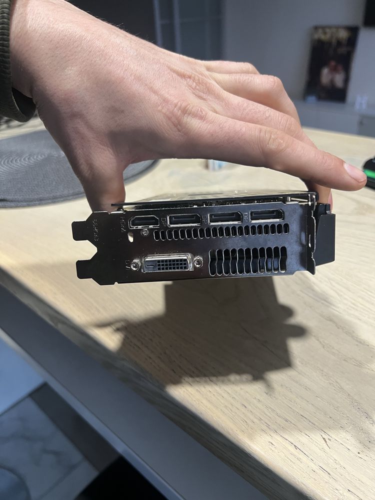 Radion AX RX570 4gb