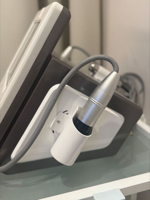 SKINFRAX PRO - używany RF FRAKCYJNY Mikroigłowy + Bezigłowy, stan bdb