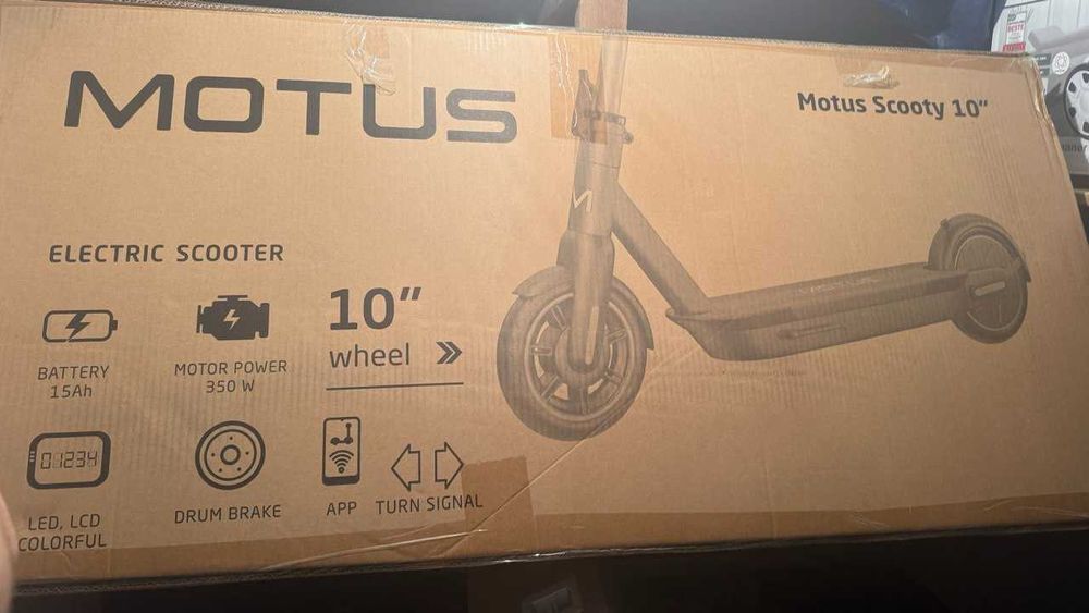 Motus Scooty 10 (Mały przebieg) 350W zasięg 60 km bateria 15Ah
