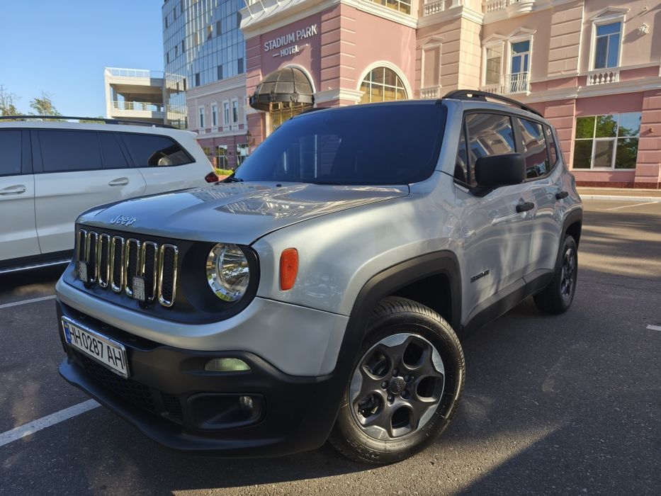 Jeep renegade 2.4 газ бензин полный привод автомат