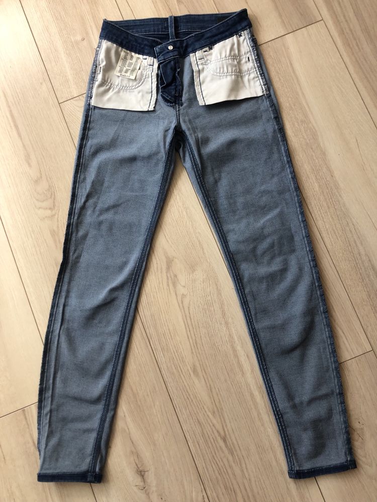 Новые джинсы Lee Scarlett, размер W26, L31