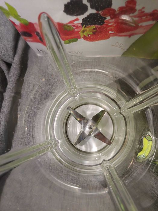 Blender ze szklanym kielichem dzbankiem Silvercrest mikser SSM 550 D1