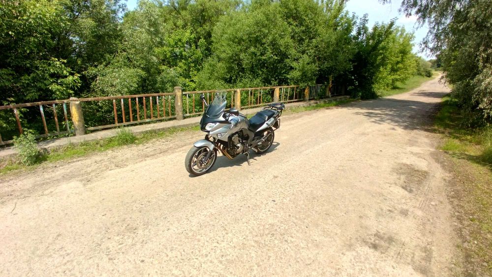 Продам хонду CBF 600