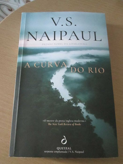A Curva do Rio
de V. S. Naipaul (Oferta de portes)