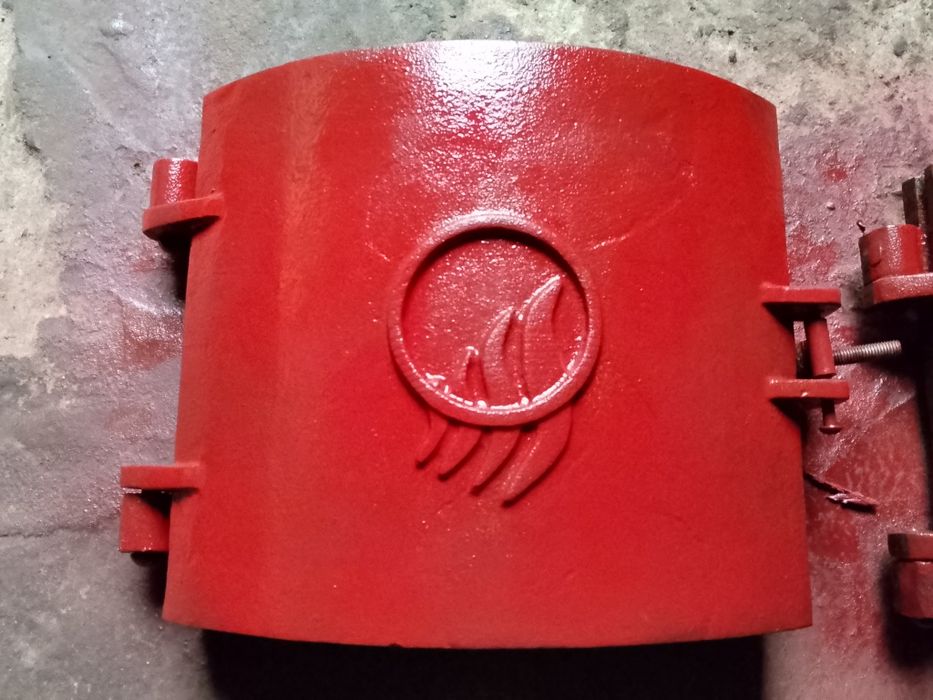 Двері металеві чугунні